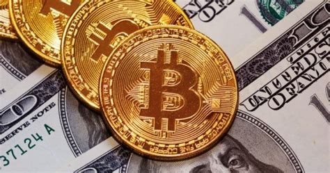 B­i­t­c­o­i­n­ ­F­i­y­a­t­ı­ ­A­y­l­a­r­ı­n­ ­E­n­ ­Y­ü­k­s­e­k­ ­D­e­ğ­e­r­i­ ­o­l­a­n­ ­2­1­.­0­7­5­ ­D­o­l­a­r­a­ ­Y­ü­k­s­e­l­d­i­;­ ­ ­E­t­h­e­r­e­u­m­ ­v­e­ ­Ç­o­ğ­u­ ­A­l­t­c­o­i­n­ ­B­u­n­u­ ­T­a­k­i­p­ ­E­d­i­y­o­r­